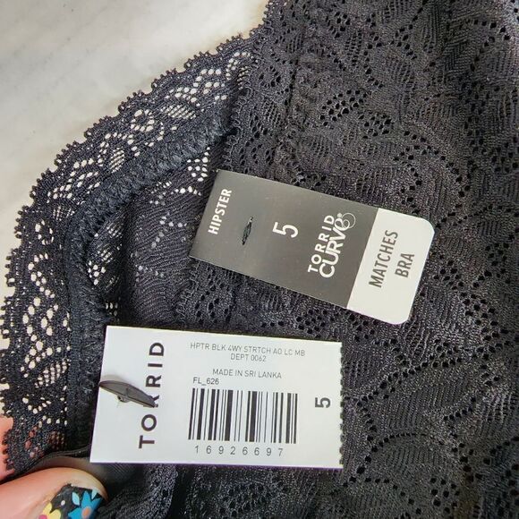 5X 28W Torrid Black Lace Panty Hipster Mid Rise 4 Way Stretch Lingerie Boudior P - Picture 6 of 7